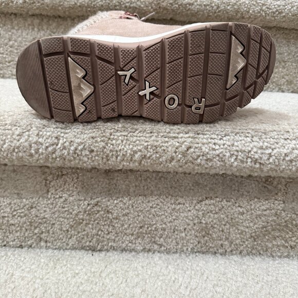 Roxy Winter Boots - Picture 5 of 11